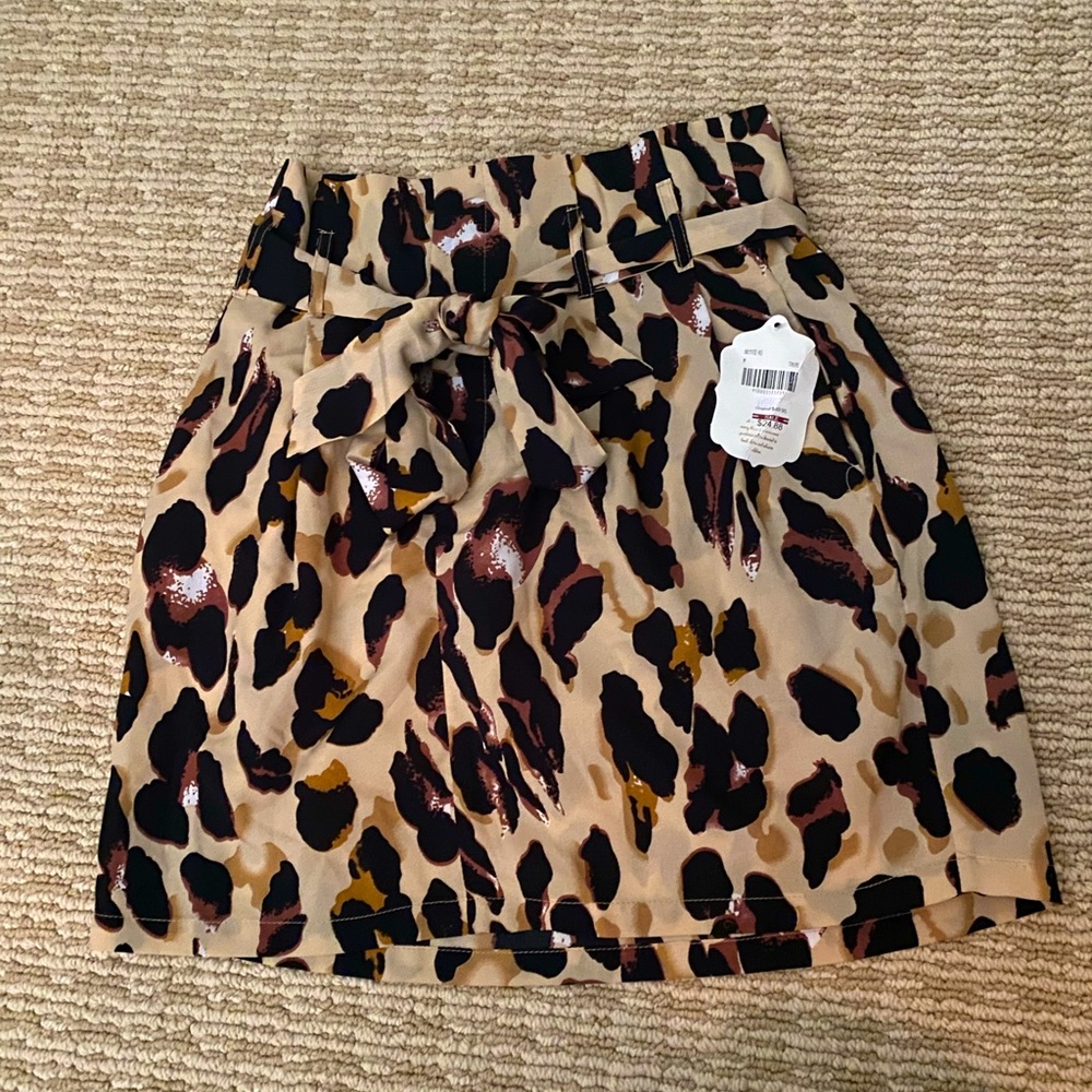 Aritzia cheetah skirt